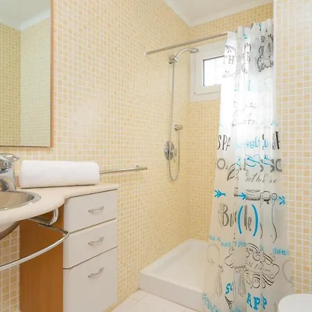 Alberts Pella Apartment Palafrugell